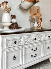 Load image into Gallery viewer, Beautiful Vintage Farmhouse Buffet or TV Stand