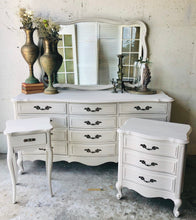 Load image into Gallery viewer, Classy Vintage French Provincial Bedroom Set (3pc)