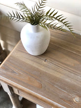 Load image into Gallery viewer, Pretty Neutral Wood End Table Set