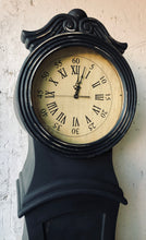 Load image into Gallery viewer, Unique &amp; Moody Modern Mora Clock