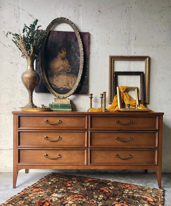 Beautiful Vintage MCM Bassett Dresser or Buffet