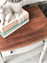 Load image into Gallery viewer, Vintage Nightstand or End Table Set (2pc)
