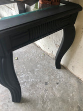 Load image into Gallery viewer, Single Glass Inlay Side Table