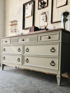 Vintage Dixie Heritage Bedroom Set (3pc)