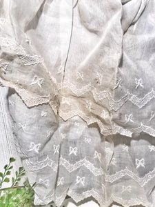 Cute shabby vintage apron