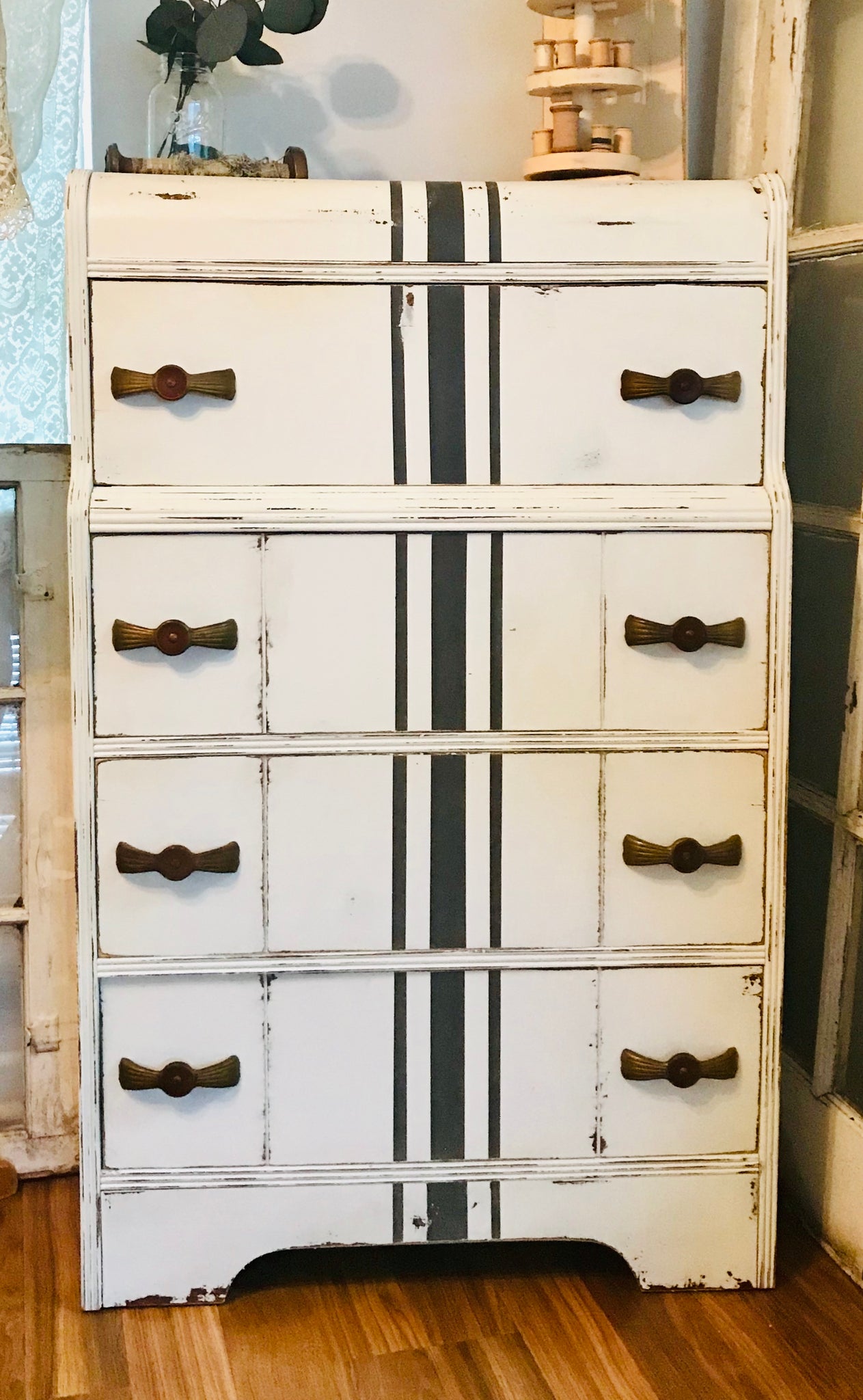 Vintage Waterfall Grain Striped Chest of Drawers – Farmhouse Friar Vintage Waterfall Grain Striped Chest of Drawers – Farmhouse Friar