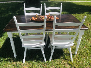 Perfect Farmhouse Table & Chairs