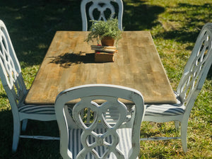 Unique Dining Table w/4 chairs