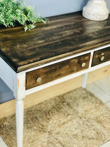 Perfect Vintage Farmhouse Desk (no chair)