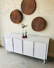Load image into Gallery viewer, Beautiful Vintage MCM Buffet or TV Stand