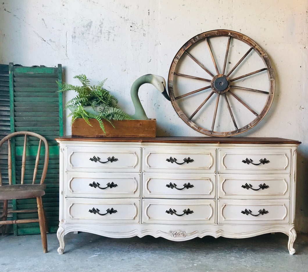 Gorgeous French Provincial Dresser, Buffet, or TV Stand