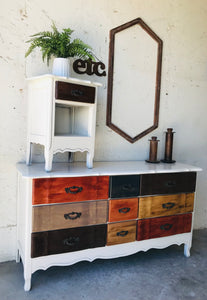 Beautiful Vintage French Provincial Dresser & Nightstand Set