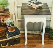 Load image into Gallery viewer, Perfect Little Farmhouse Accent Table