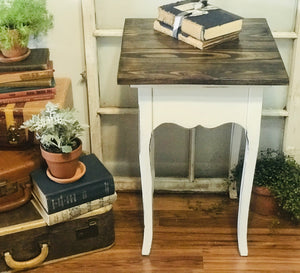 Perfect Little Farmhouse Accent Table