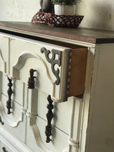 Load image into Gallery viewer, Stunning Bedroom Set