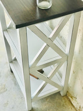 Load image into Gallery viewer, Perfect Single Farmhouse End Table