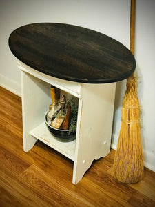 Adorable Single Farmhouse End Table