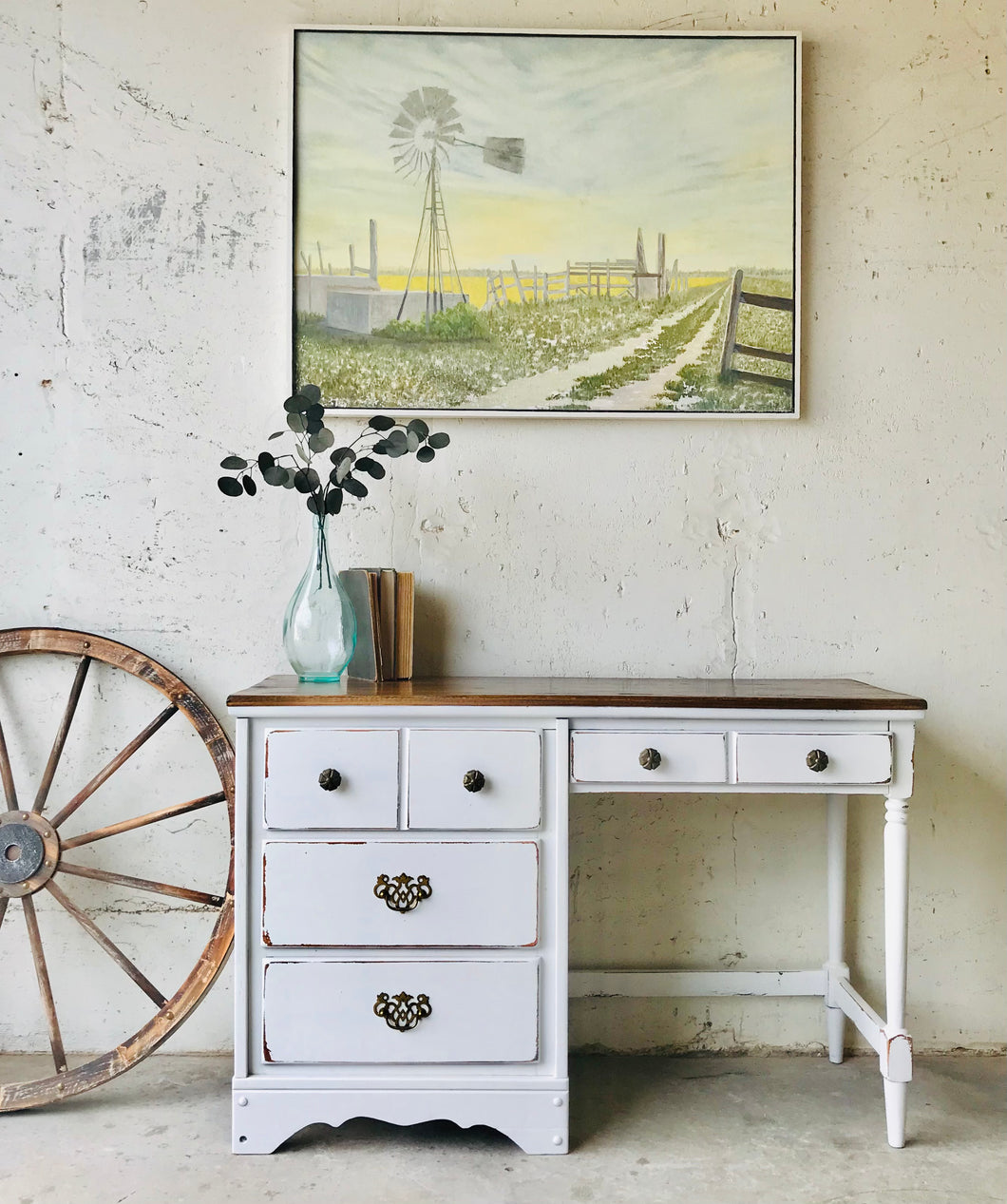 Perfect Vintage Farmhouse Desk