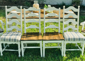 Gorgeous Farmhouse Table & Chairs