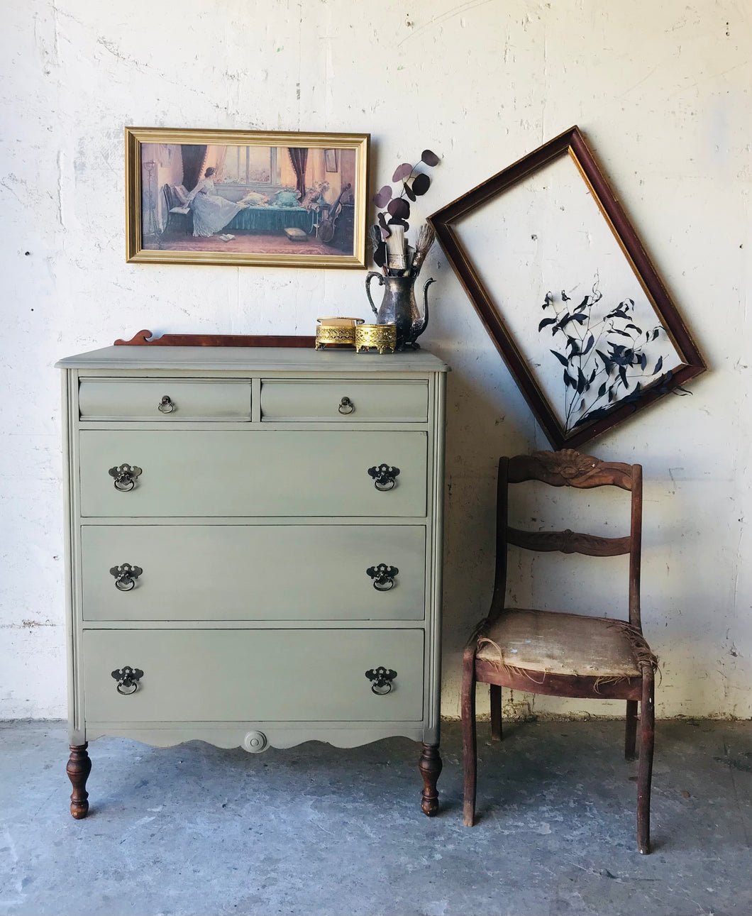 Beautiful Antique Chest of Drawers