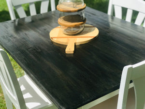 Adorable Small Farmhouse Table and Chairs Set