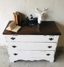 Load image into Gallery viewer, Pretty Farmhouse Chest of Drawers