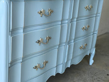 Load image into Gallery viewer, Pretty Vintage French Provincial Dresser
