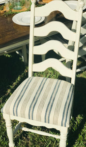 Gorgeous Farmhouse Table & Chairs