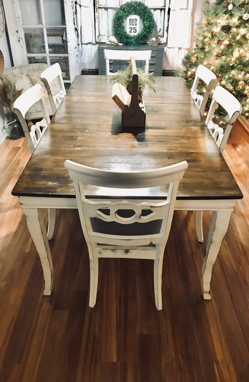 Stunning Large Farmhouse Dining Table & Chairs