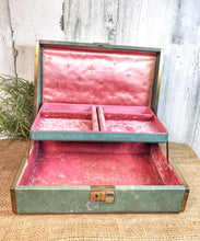 Load image into Gallery viewer, Vintage Jewelry Box