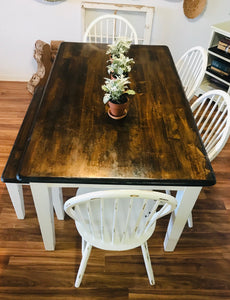 Fresh Farmhouse Table w/Bench & Chairs