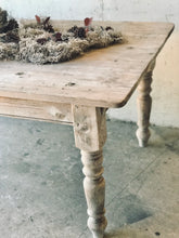 Load image into Gallery viewer, Gorgeous Whitewash/Weathered Look Large Farmhouse Table