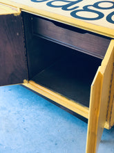 Load image into Gallery viewer, Vintage MCM Long Dresser, Buffet, or TV Stand