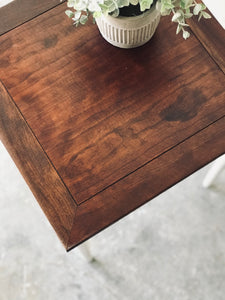 Cute Little Vintage End or Accent Table