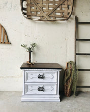 Load image into Gallery viewer, Perfect Vintage Farmhouse Single Nightstand or End Table