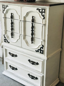 Stunning Large Farmhouse Chest of Drawers