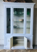 Load image into Gallery viewer, Beautiful Large Vintage China Cabinet