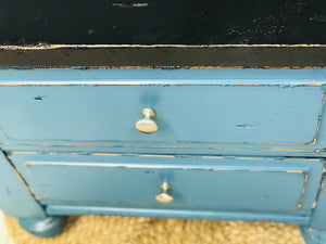 Pretty Chunky Blue Single End Table