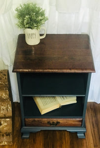 Adorable Farmhouse Single Nightstand