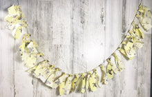 Load image into Gallery viewer, Chicken Print Yellow Bunting