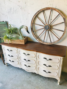 Gorgeous French Provincial Dresser, Buffet, or TV Stand