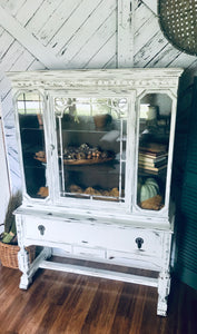 Gorgeous Ornate Antique Lighted China Cabinet