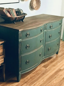 Classy Solid Serpentine Dresser