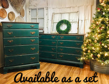 Load image into Gallery viewer, Elegant “Heywood Wakefield” Chest of Drawers