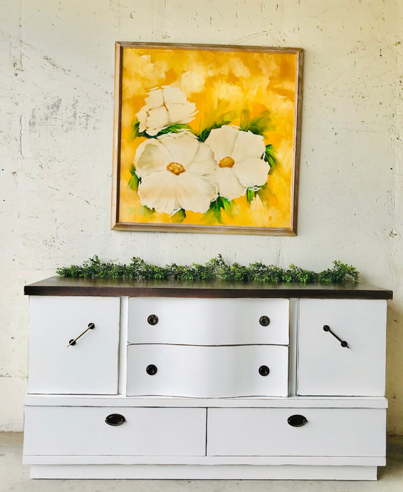 Beautiful MCM Sideboard or TV Stand