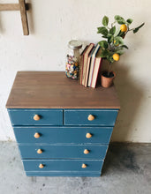 Load image into Gallery viewer, Adorable vintage