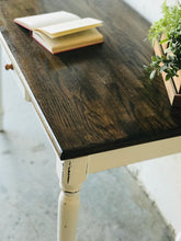 Load image into Gallery viewer, Pretty Farmhouse Desk