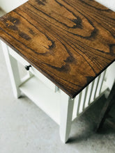 Load image into Gallery viewer, Rustic Farmhouse End Table Set