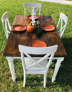 Perfect Farmhouse Table & Chairs