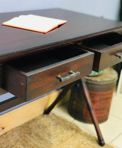 Pretty Dark Wood Desk (no chair)